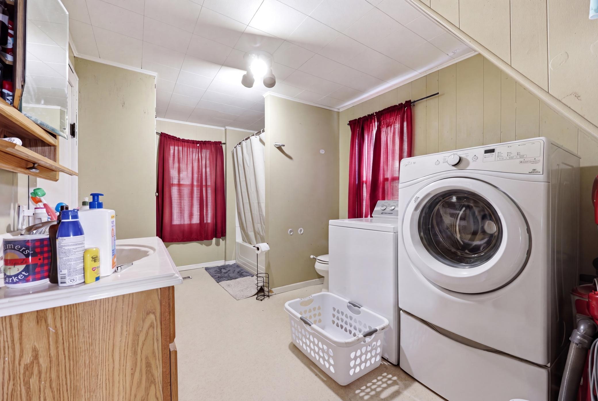 main property photo 39