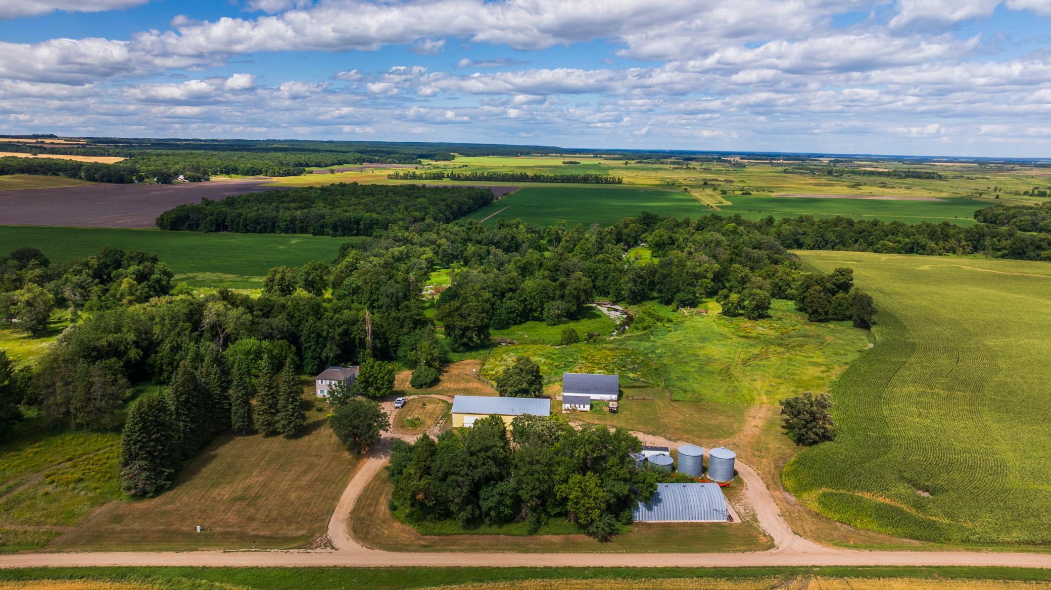 main property photo 12