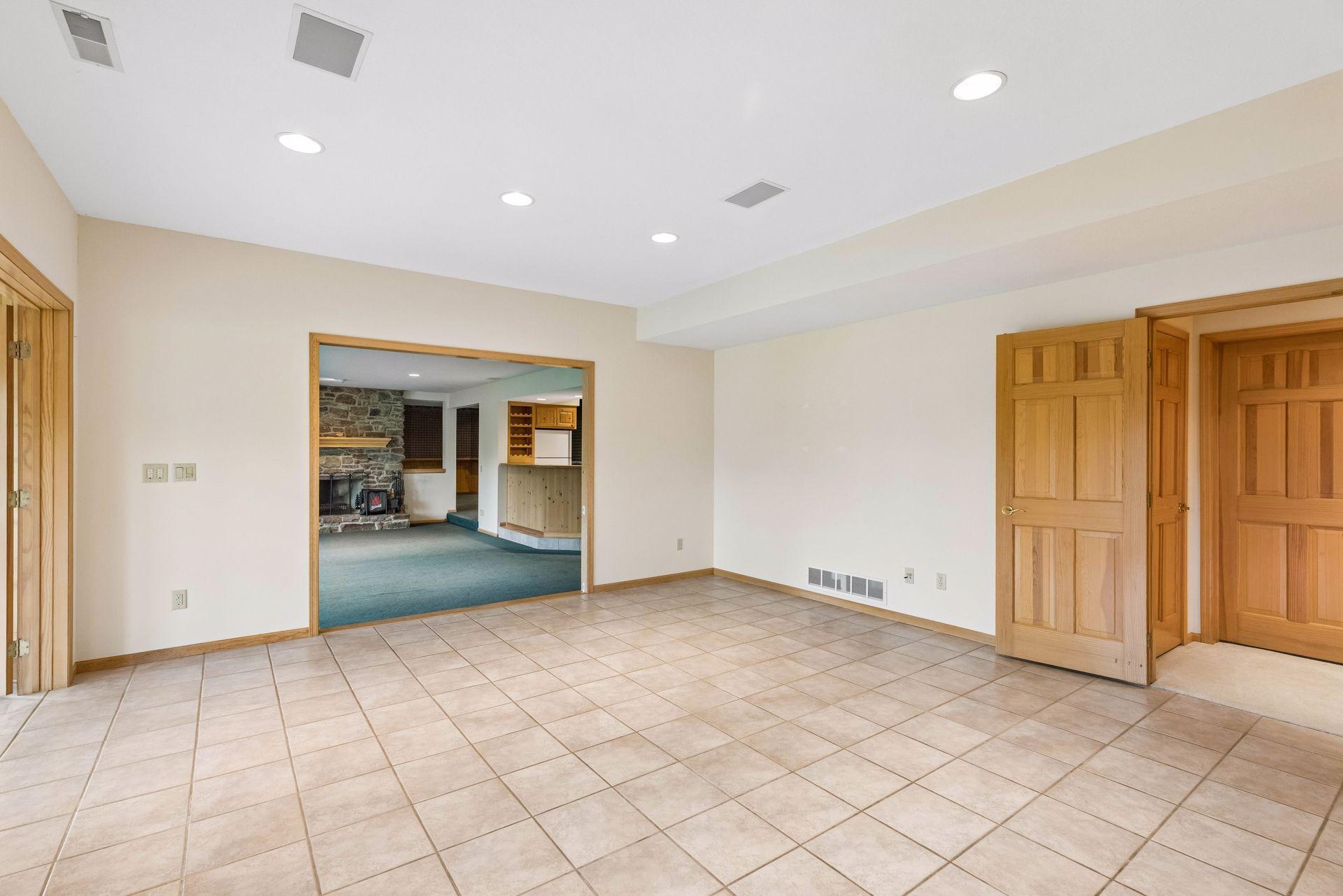 main property photo 109