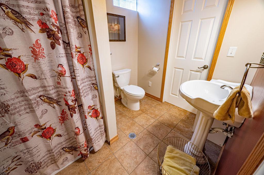 main property photo 17