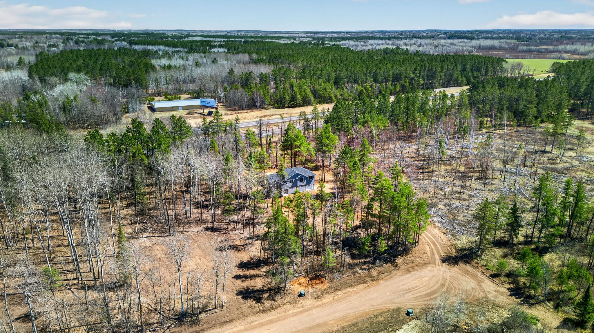 main property photo 29