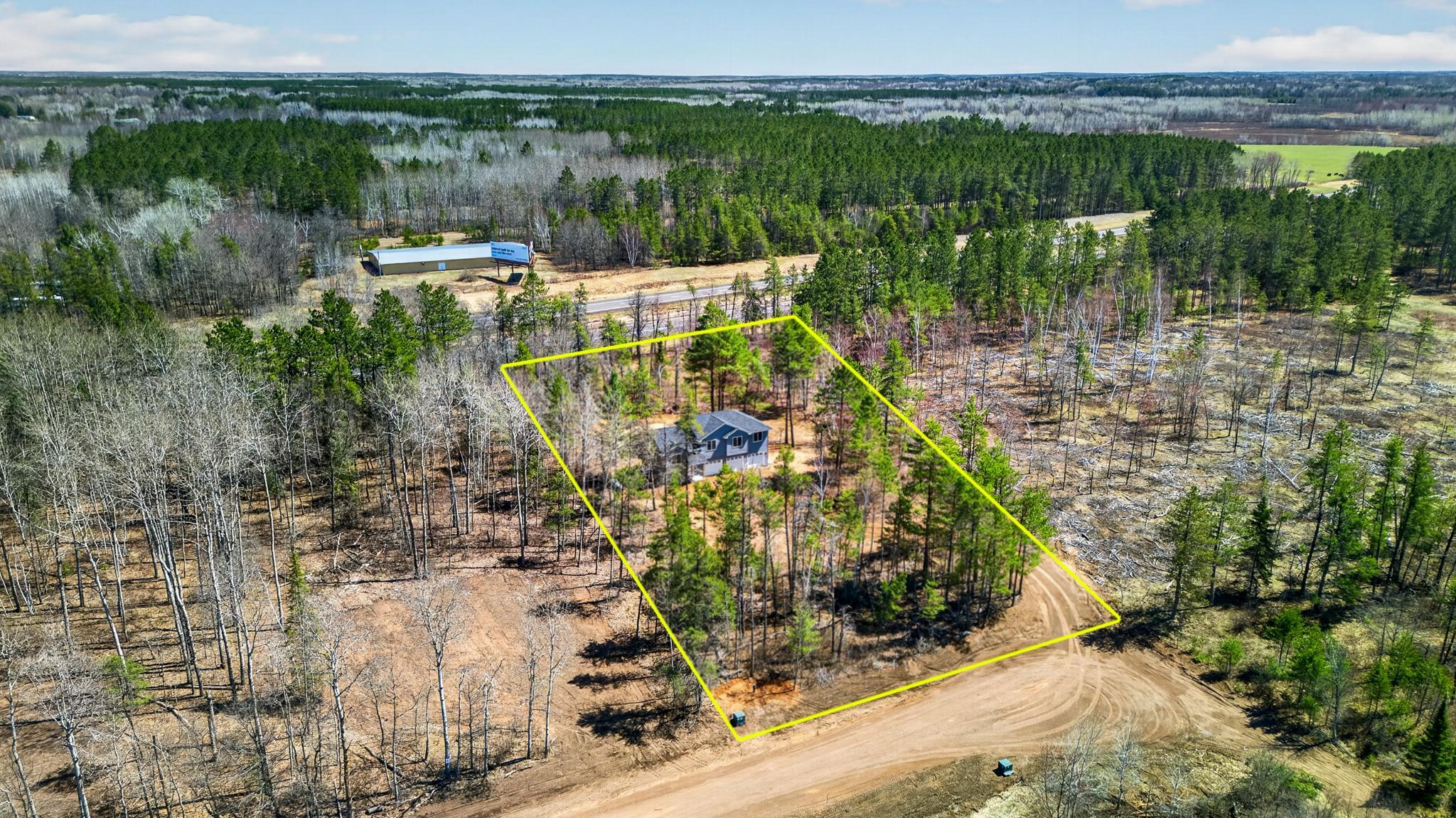 main property photo 32