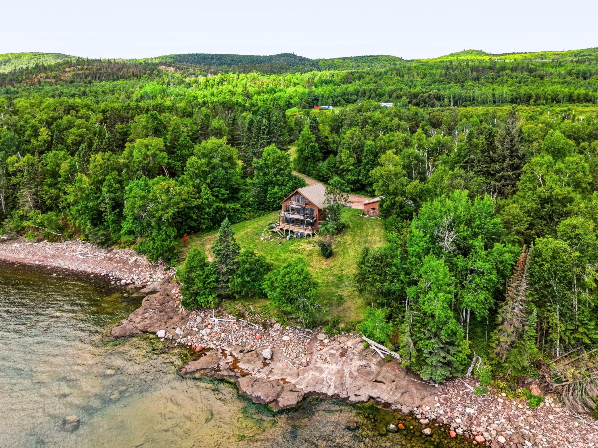 main property photo 25
