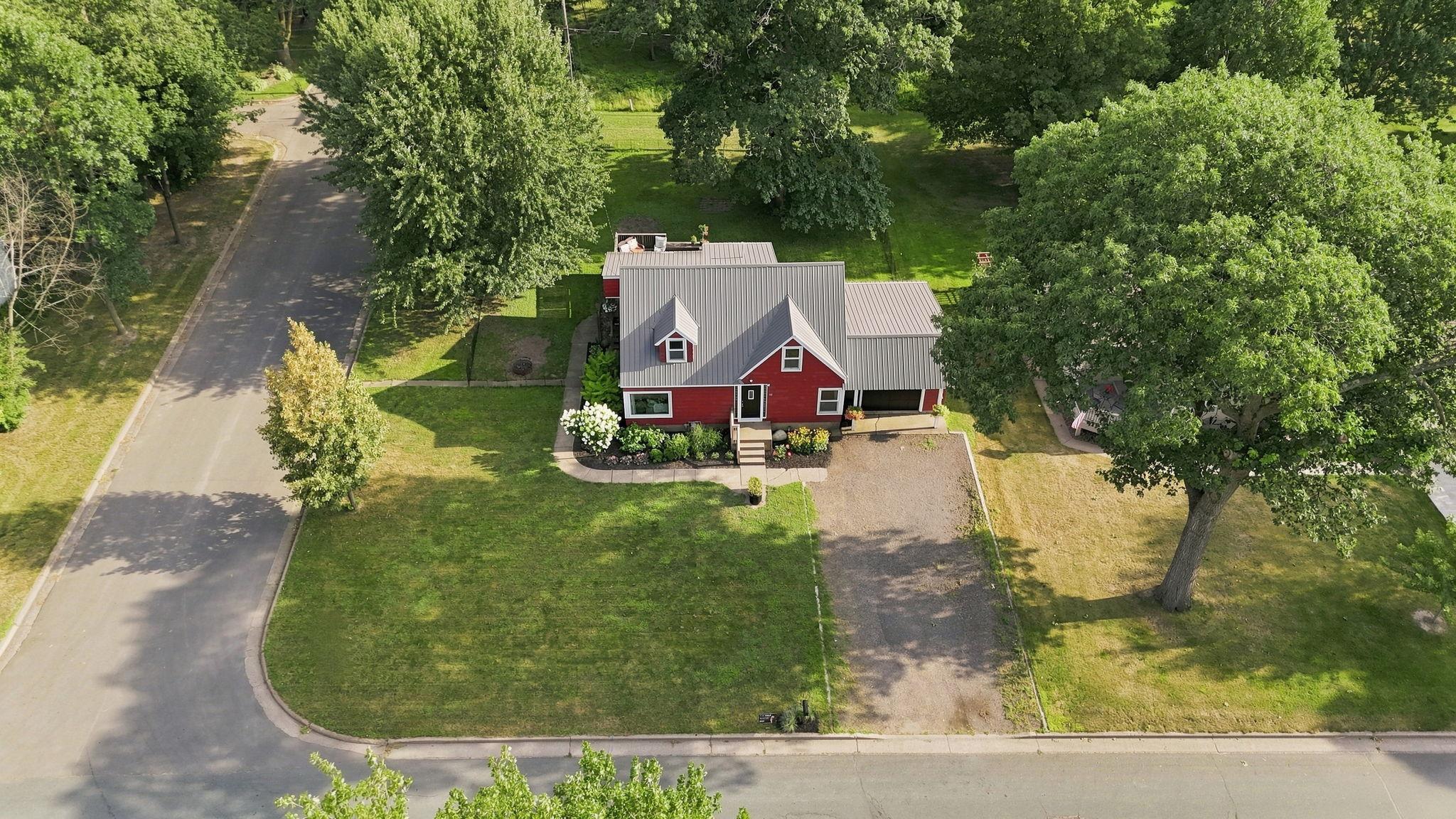 main property photo 33