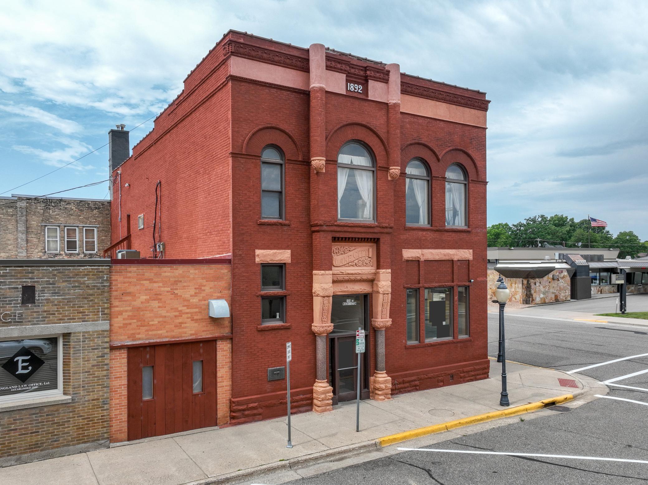 main property photo 2