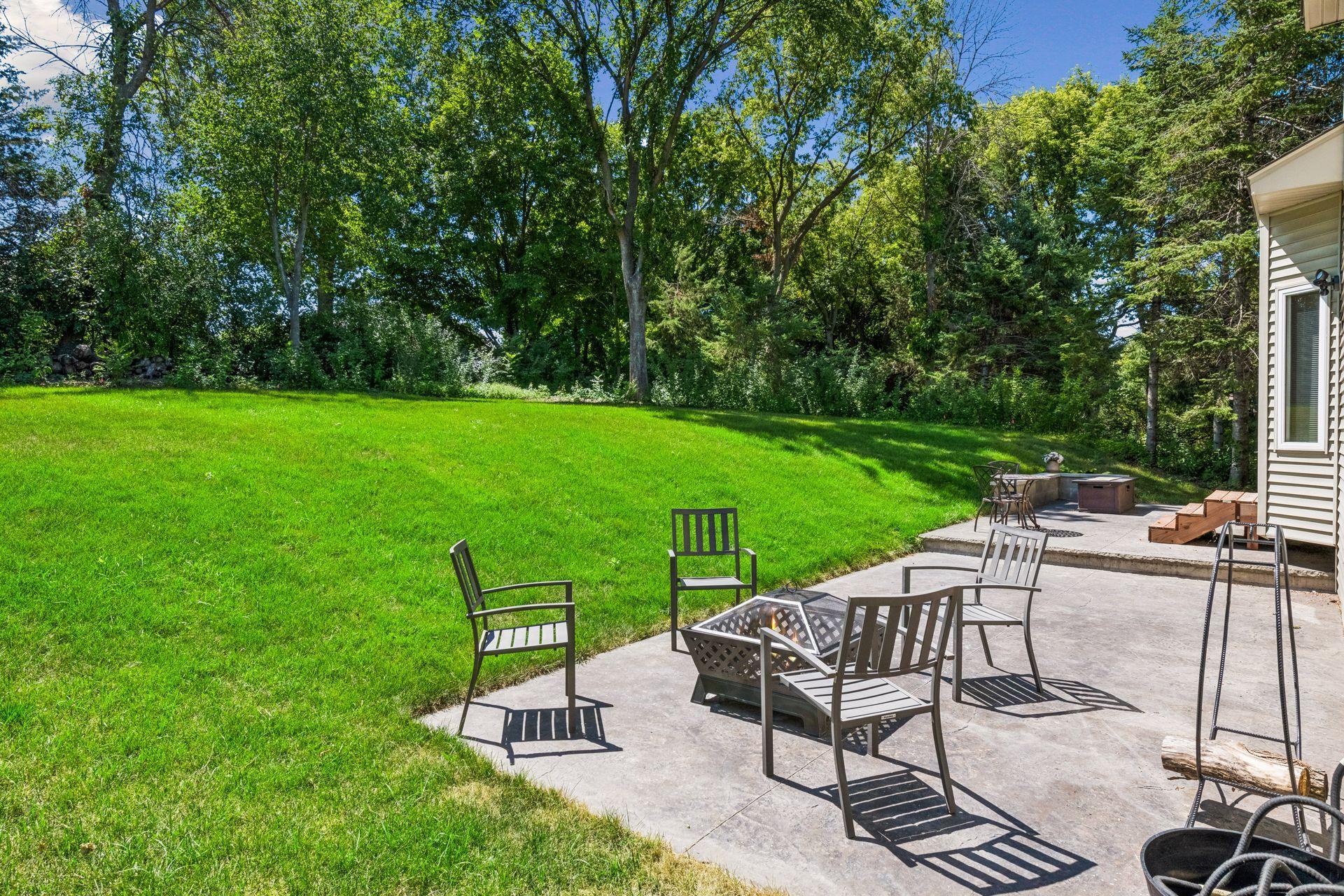 main property photo 40