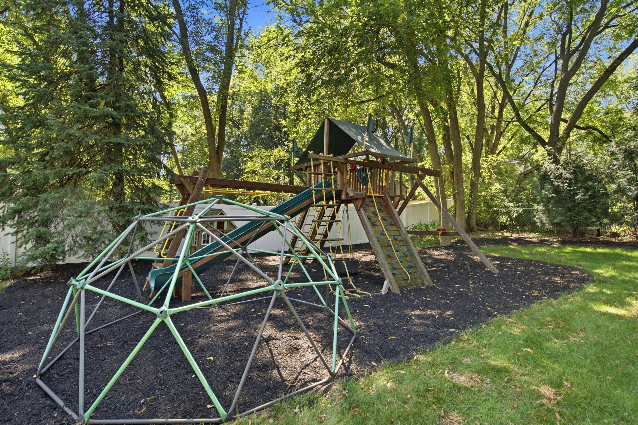 main property photo 75