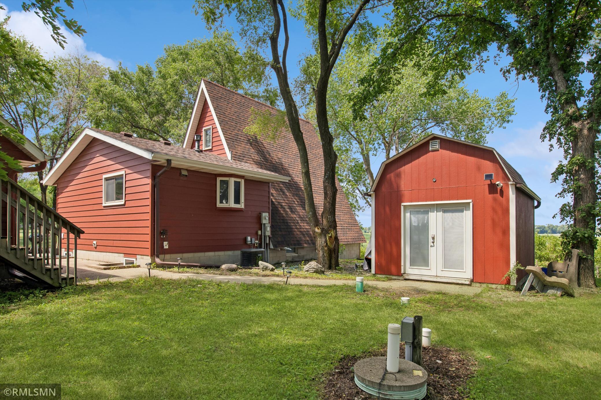 main property photo 34