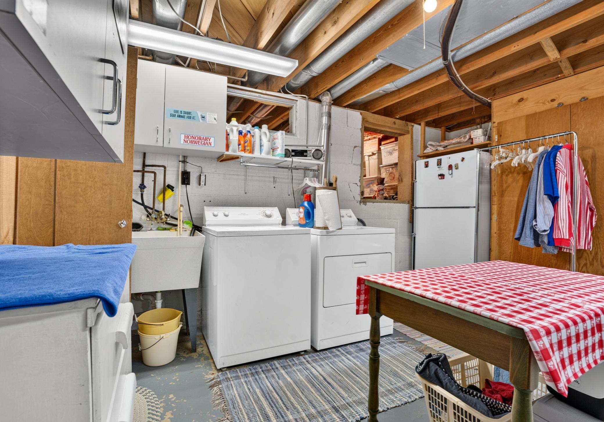 main property photo 50
