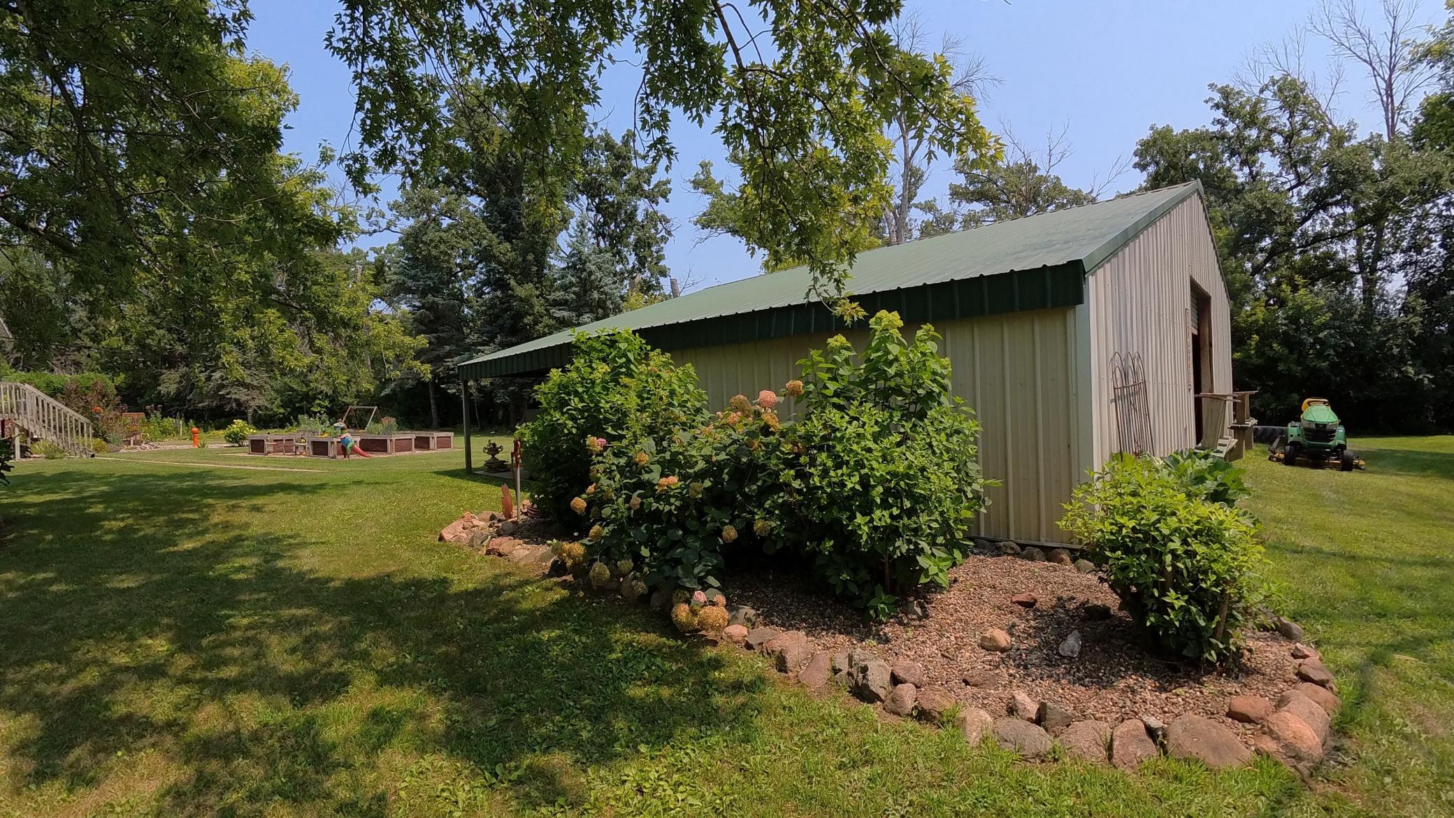 main property photo 46
