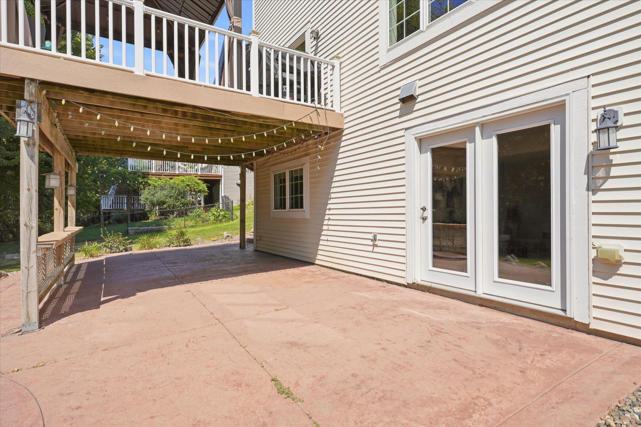 main property photo 79