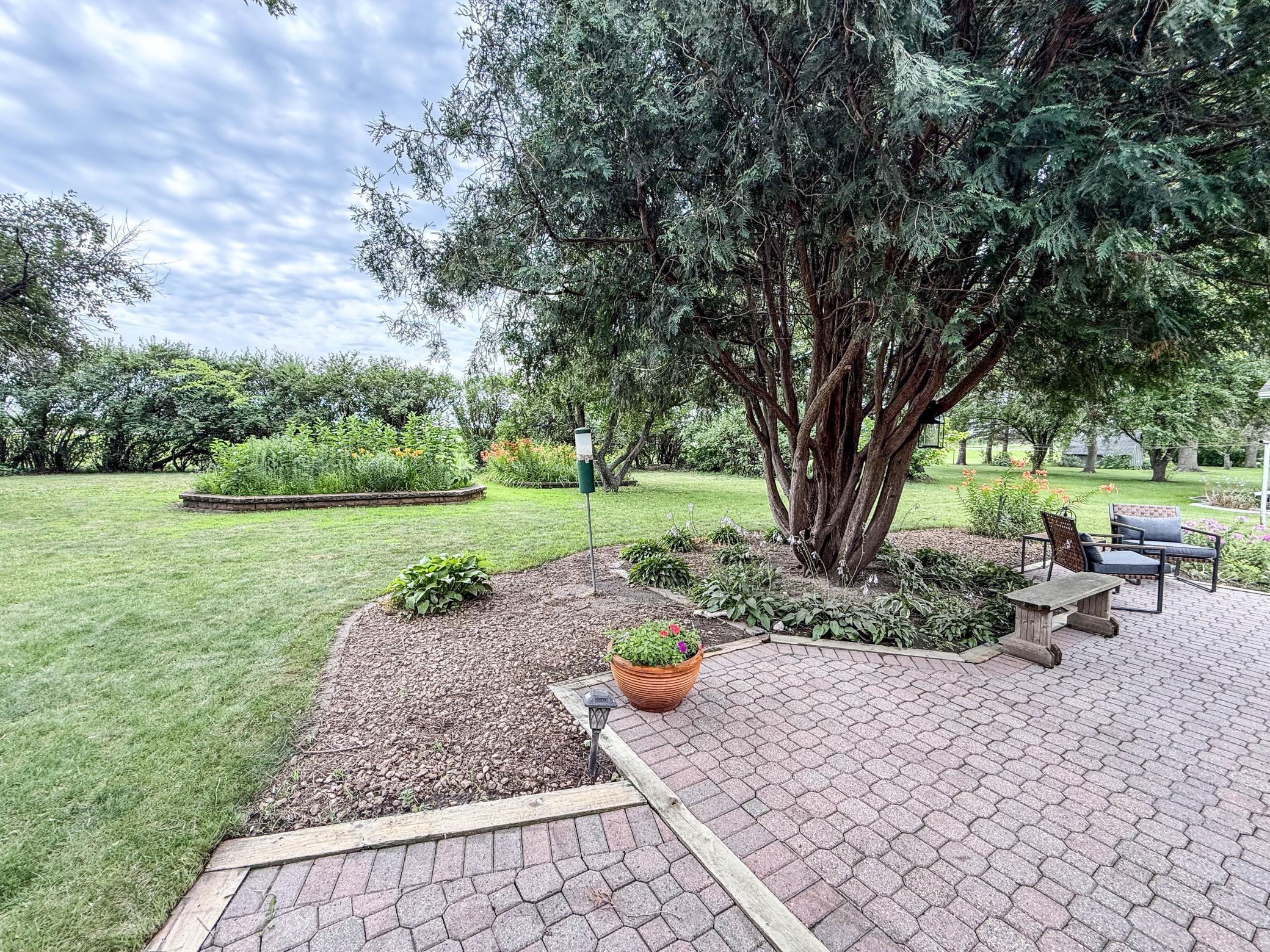 main property photo 60