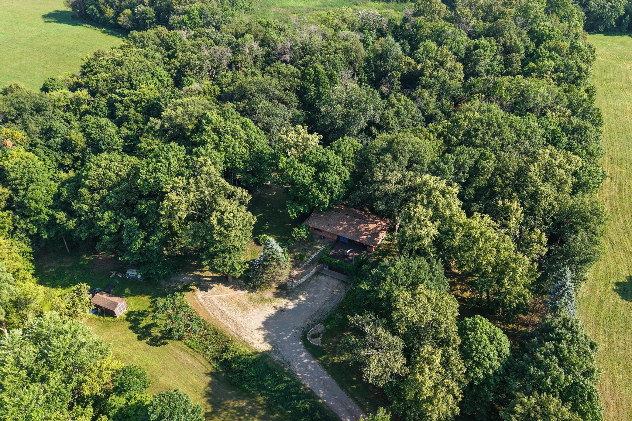 main property photo 41