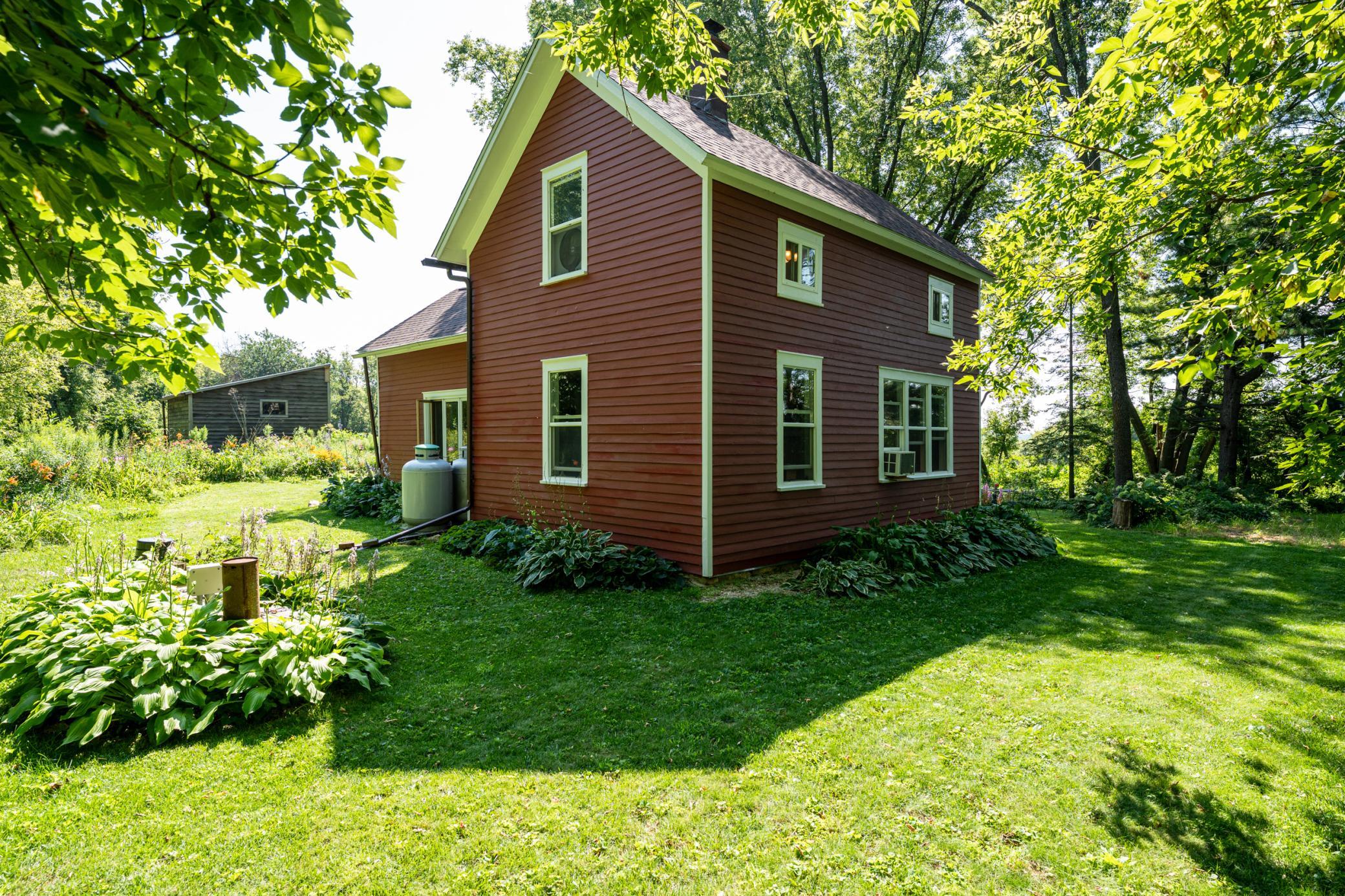 main property photo 7