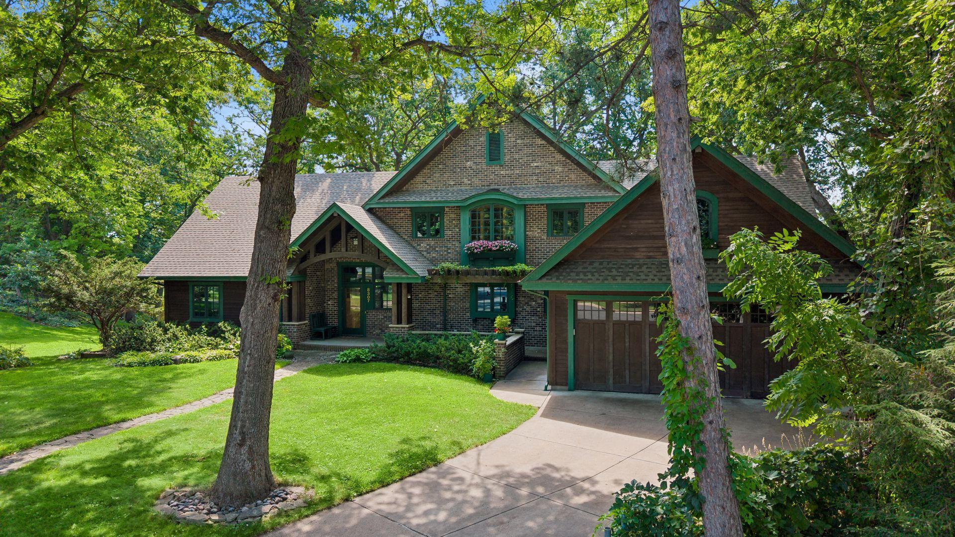 main property photo 1