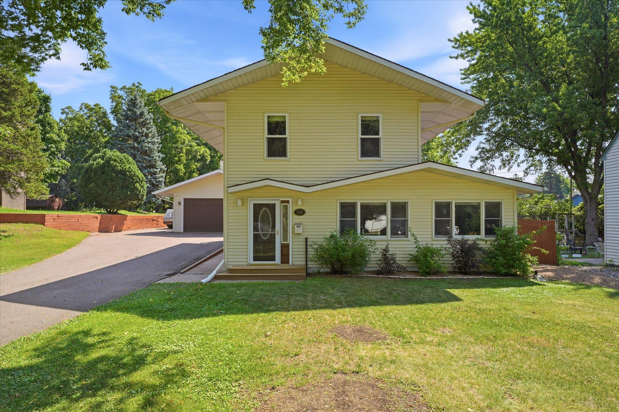 main property photo 6