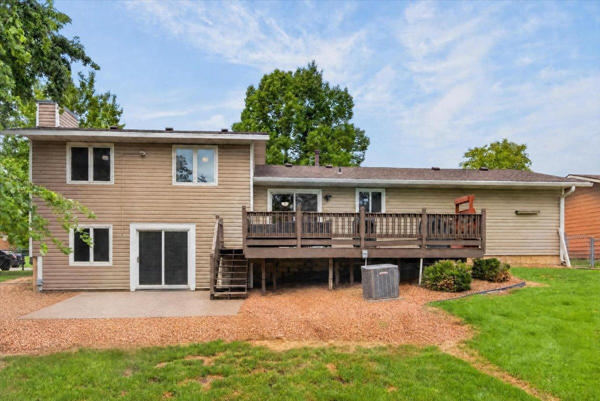 main property photo 27