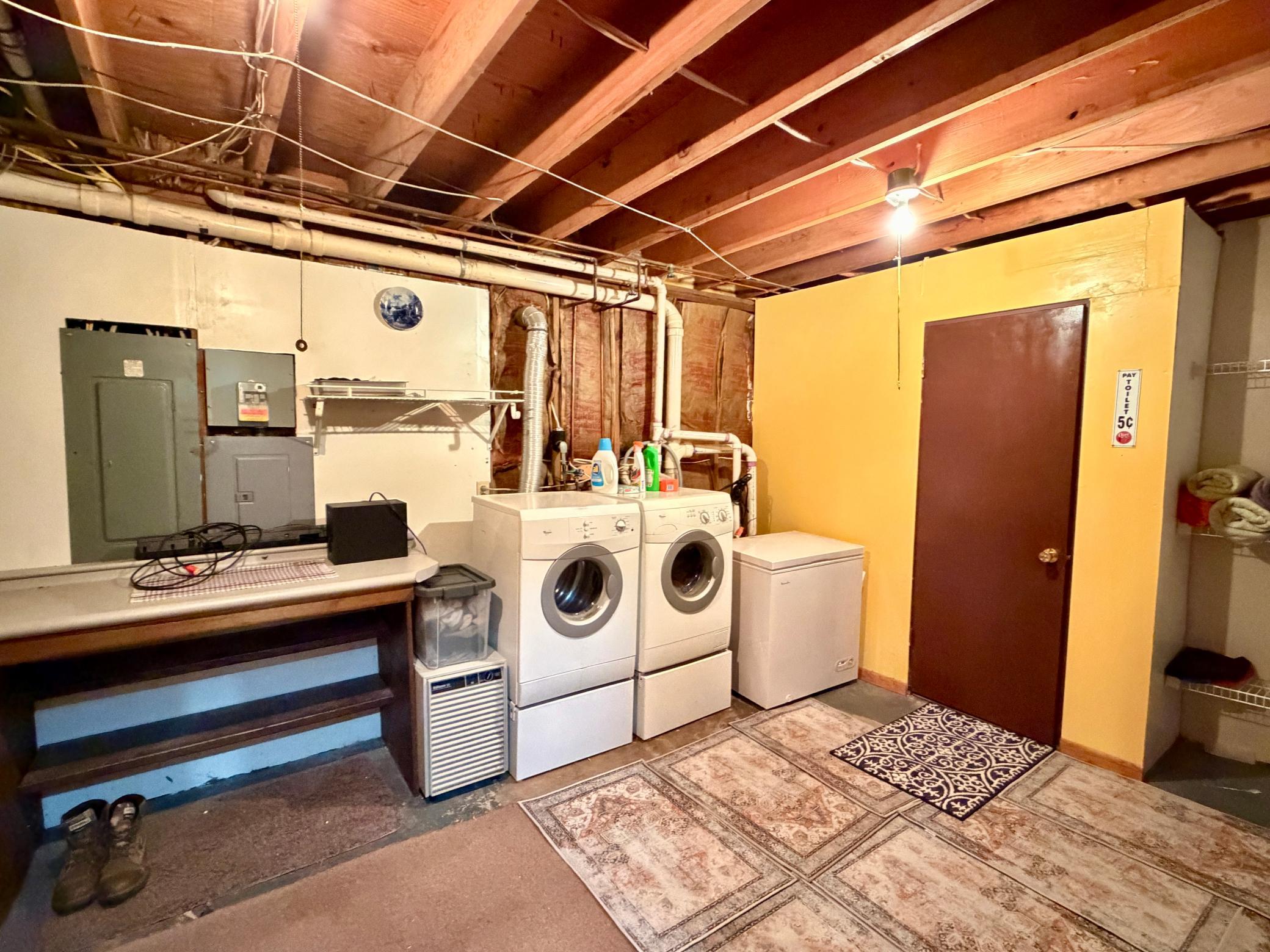 main property photo 19