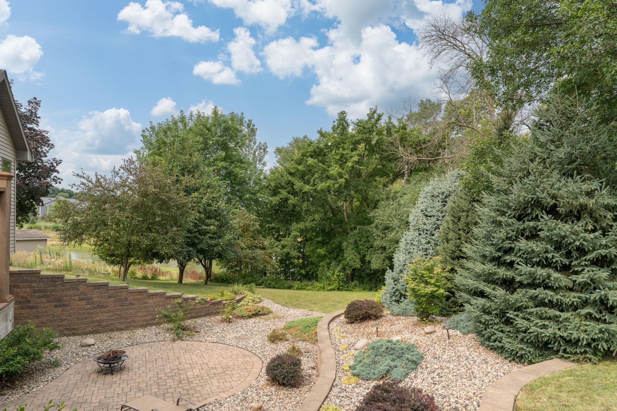 main property photo 33
