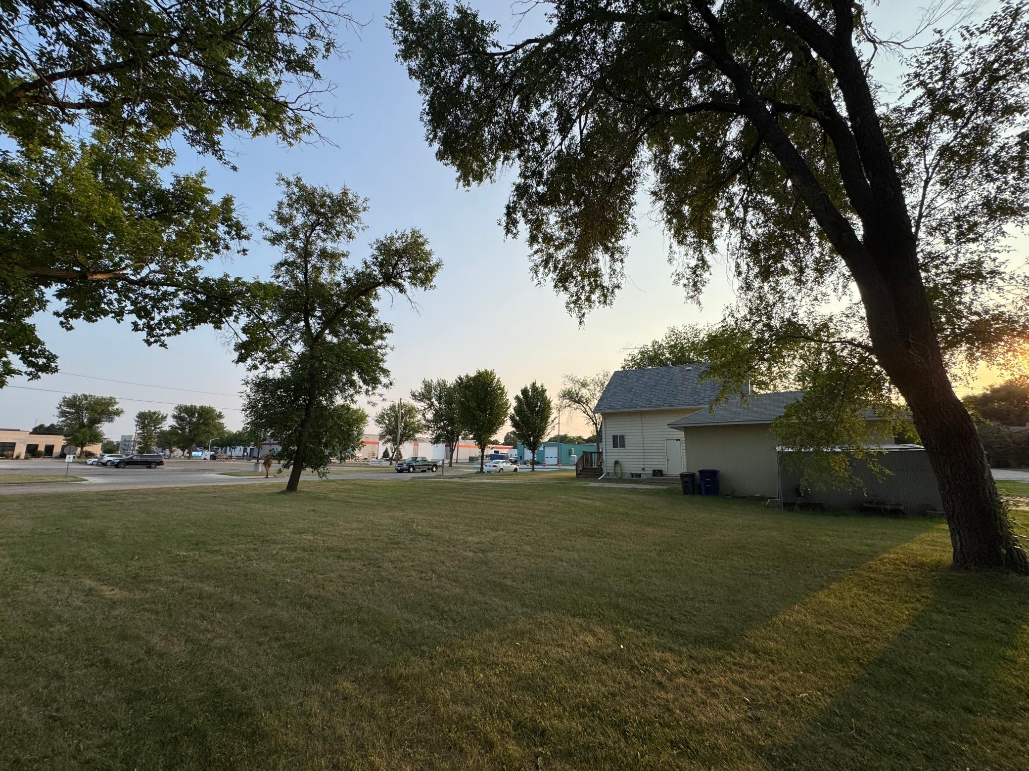 main property photo 17