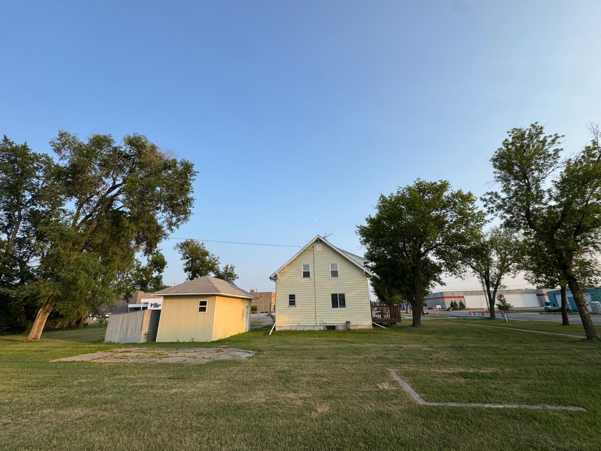 main property photo 21