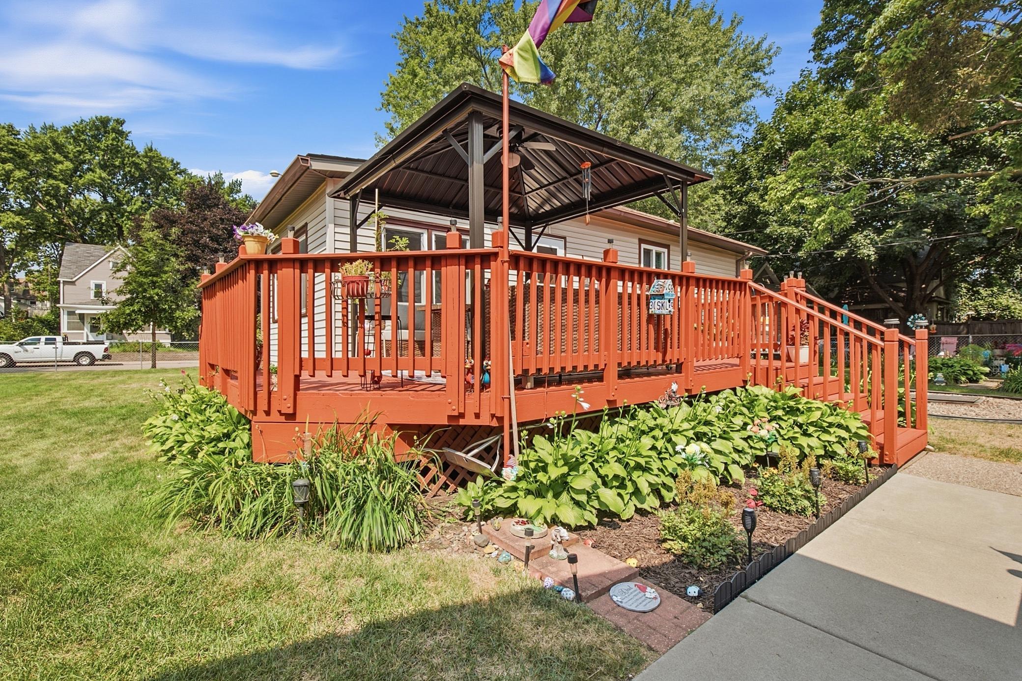main property photo 50
