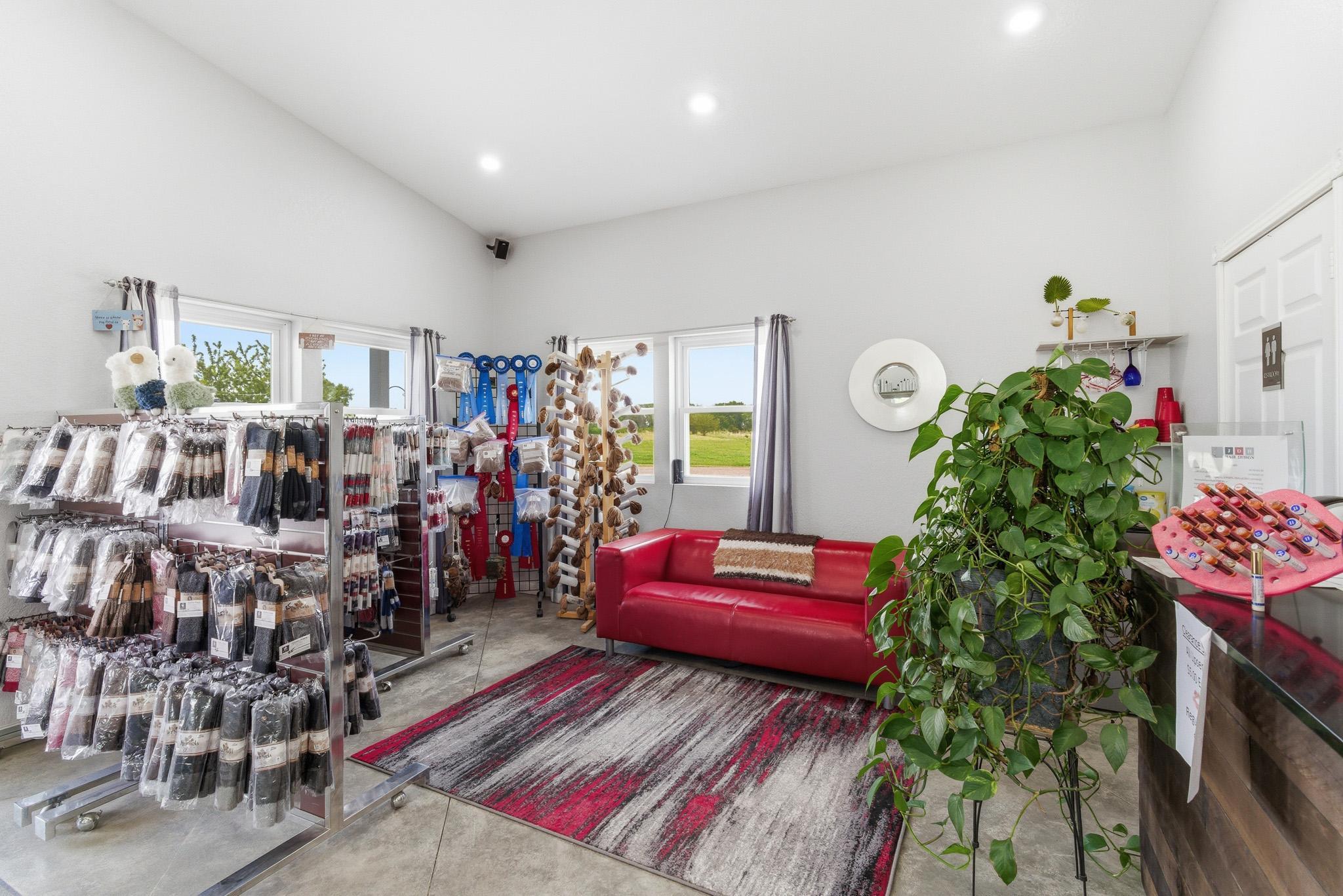 main property photo 51