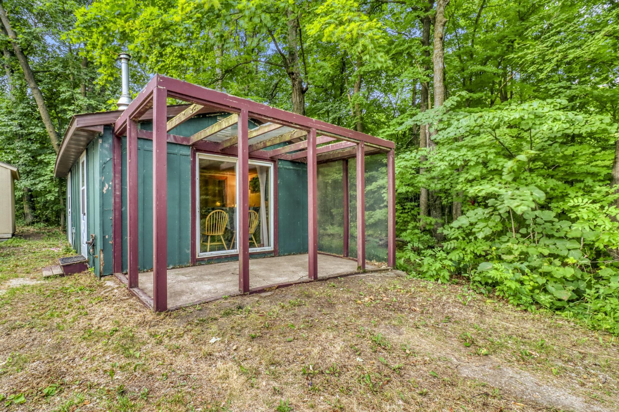 main property photo 36