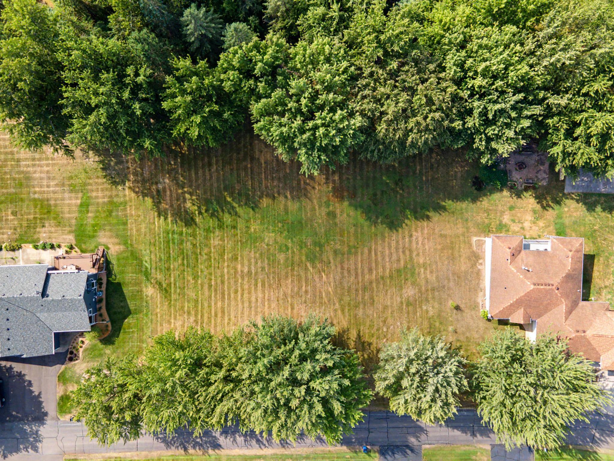 main property photo 14