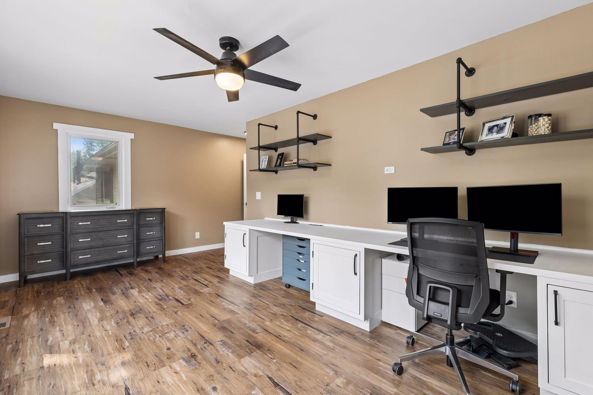 main property photo 25