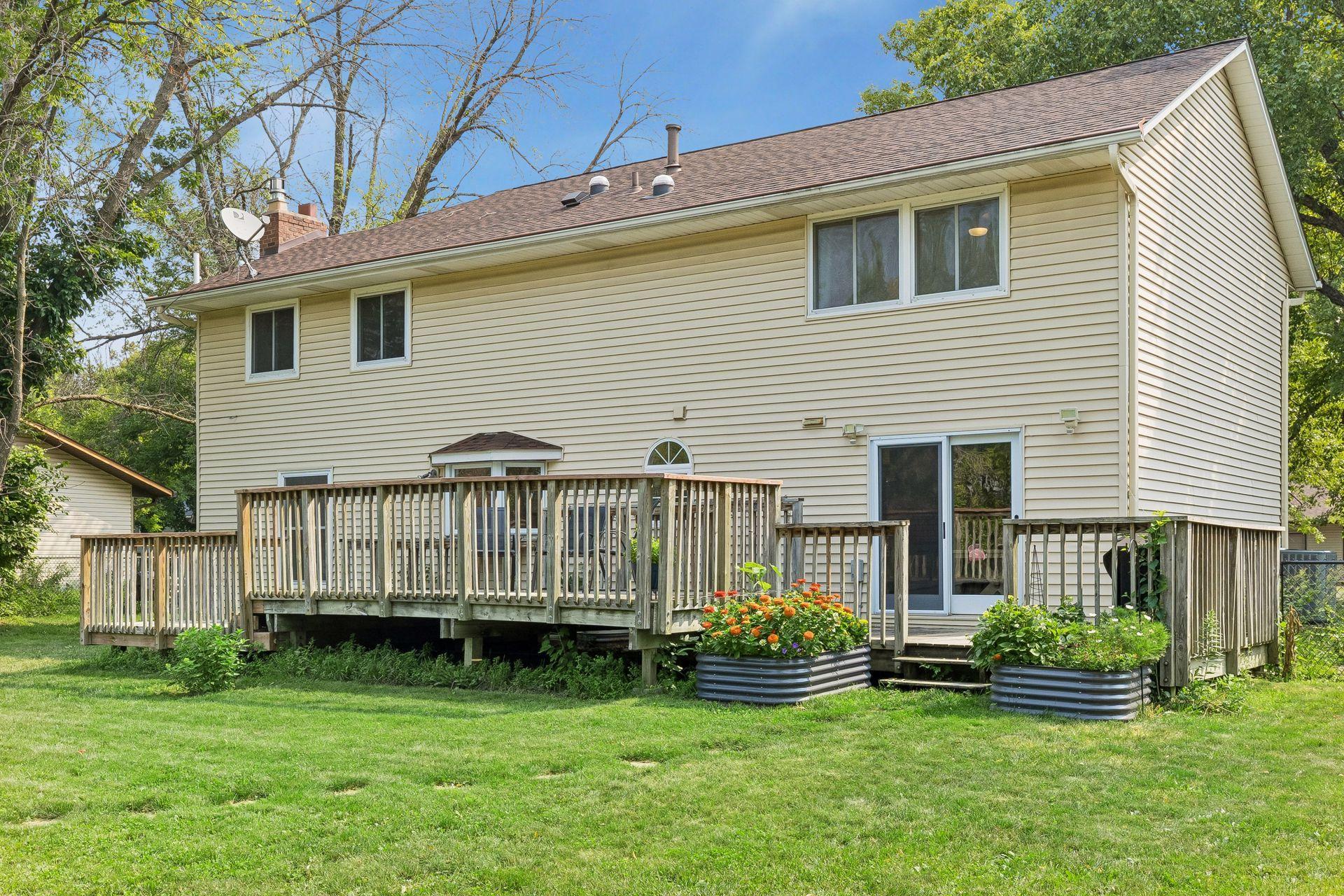 main property photo 42