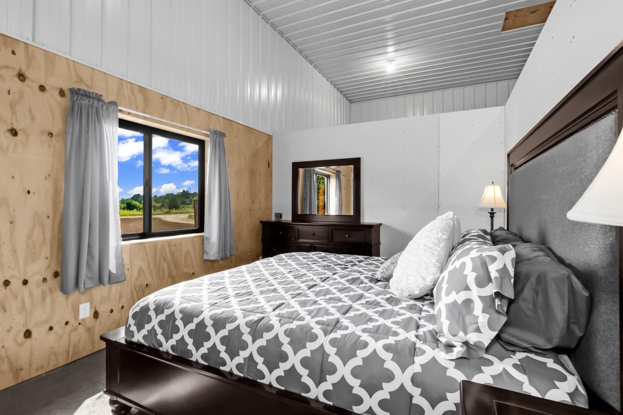main property photo 79