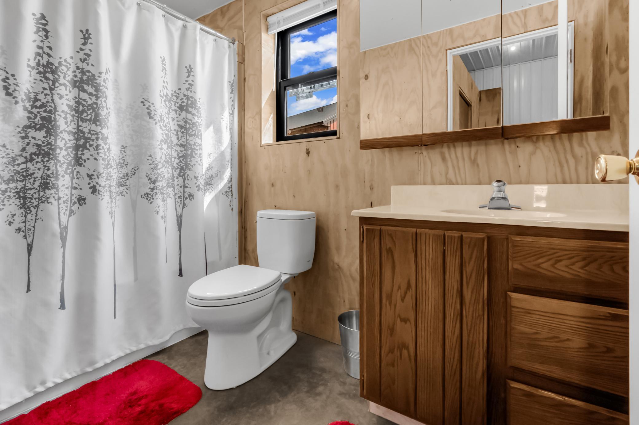 main property photo 80