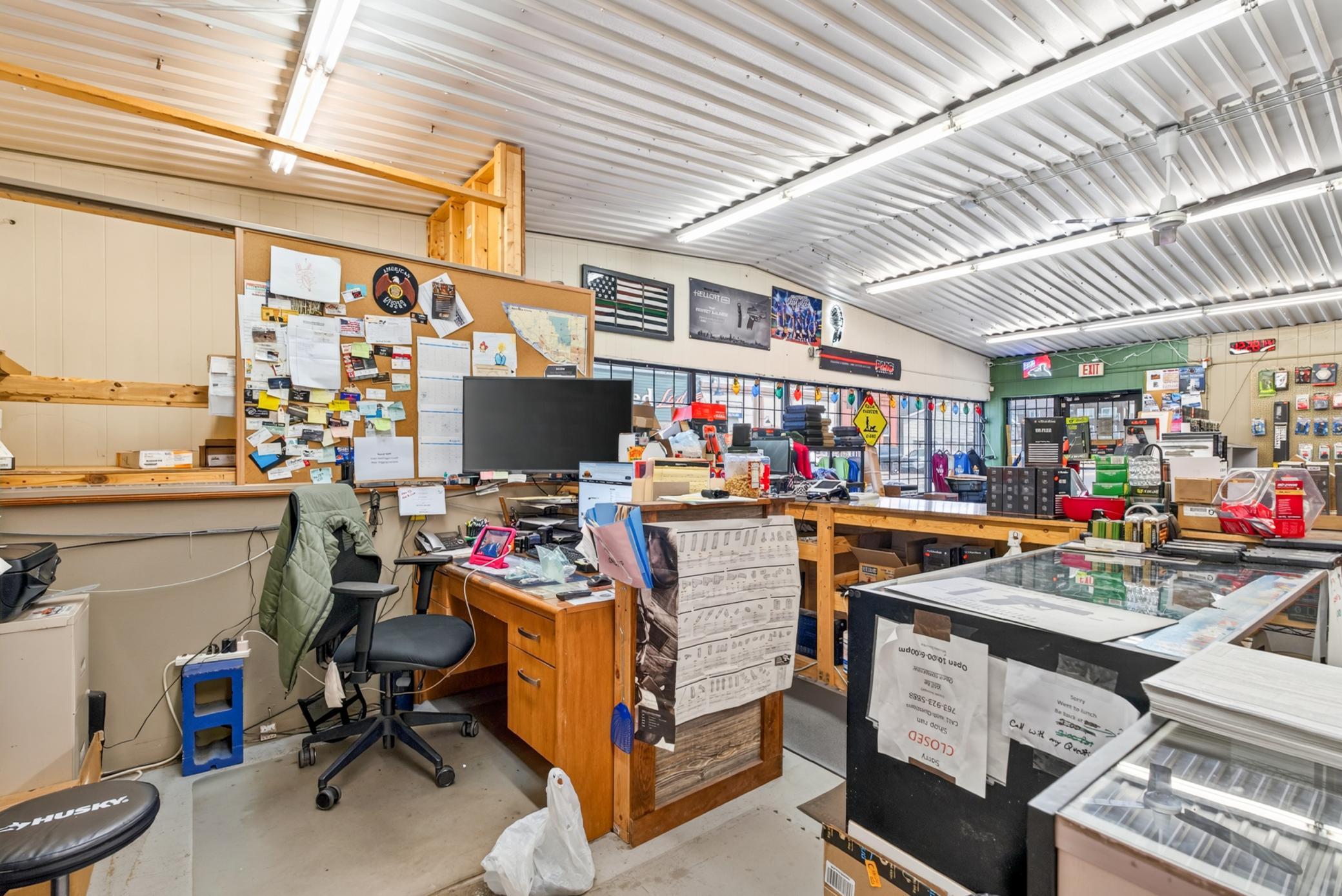 main property photo 27