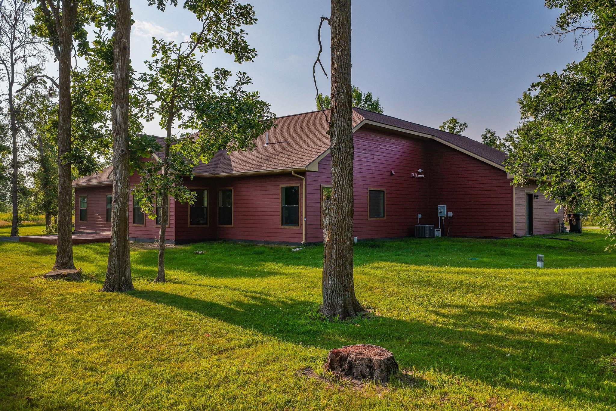 main property photo 12
