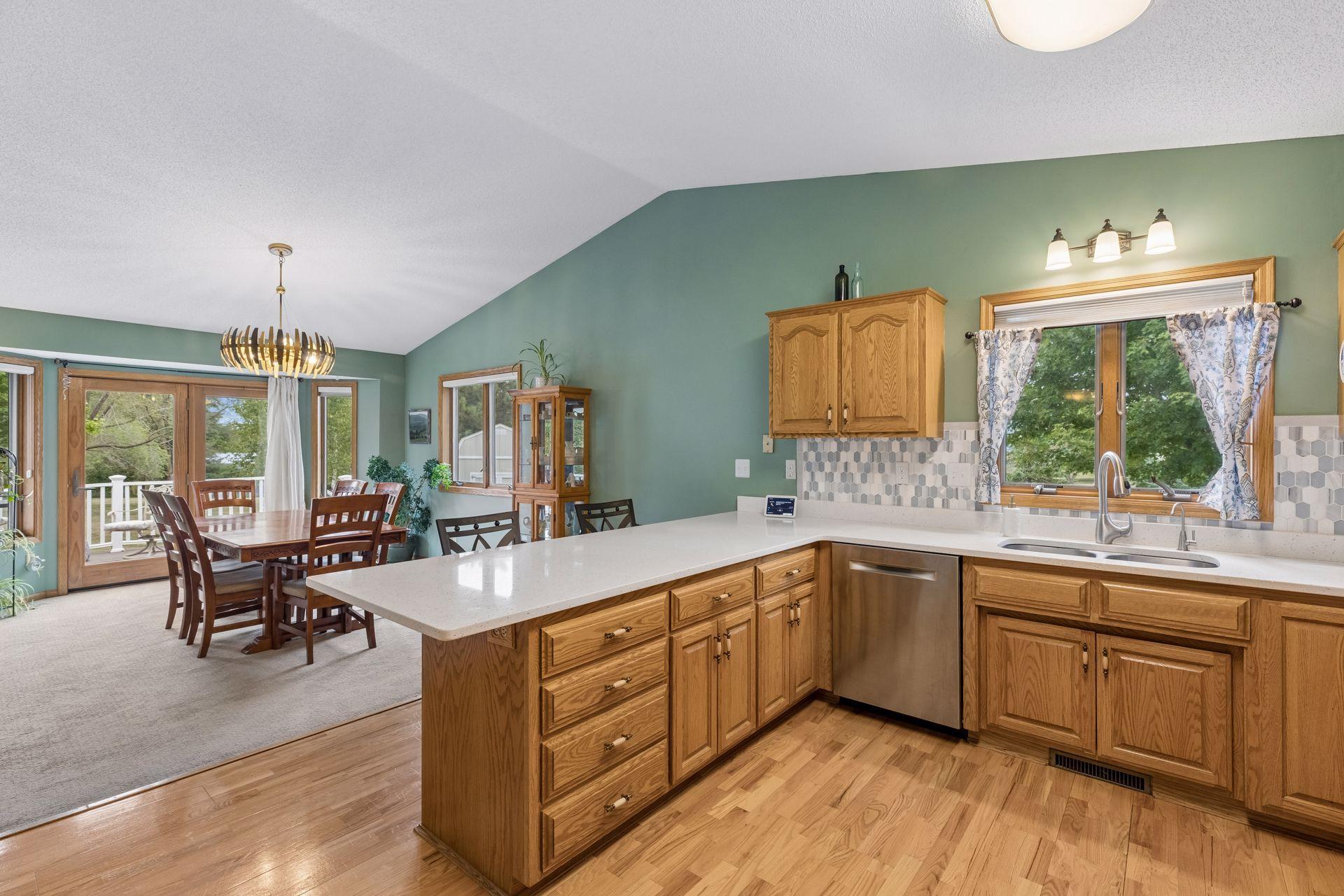 main property photo 13