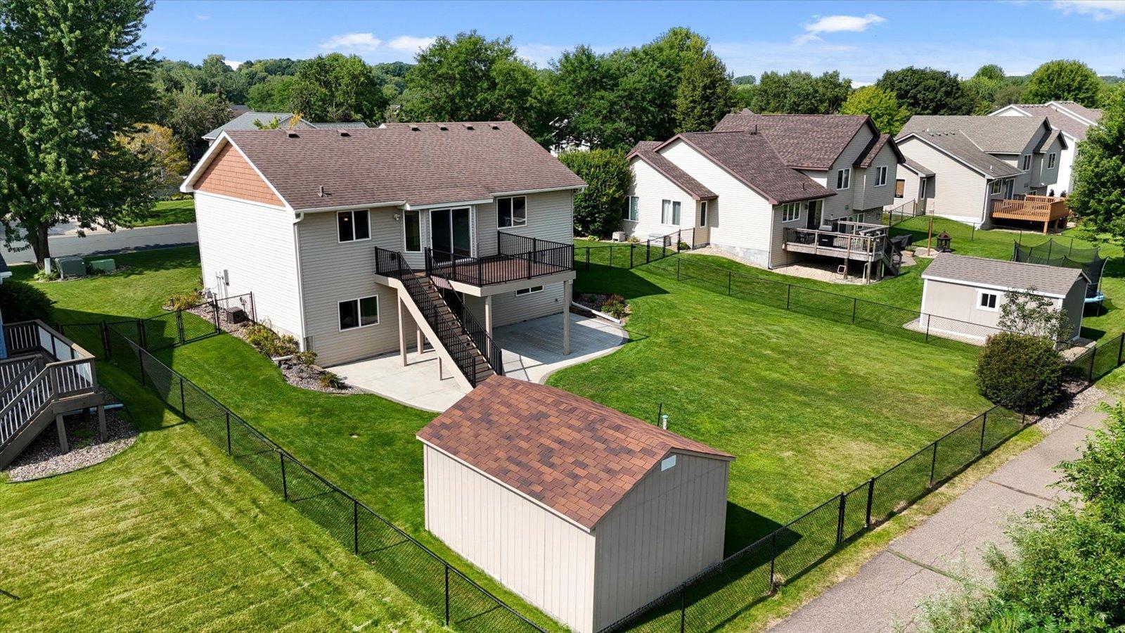 main property photo 39