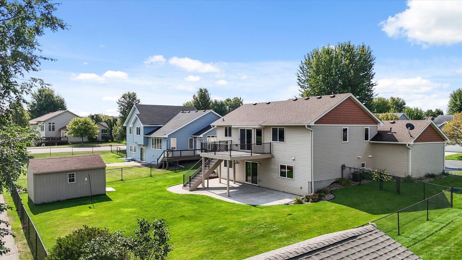 main property photo 41