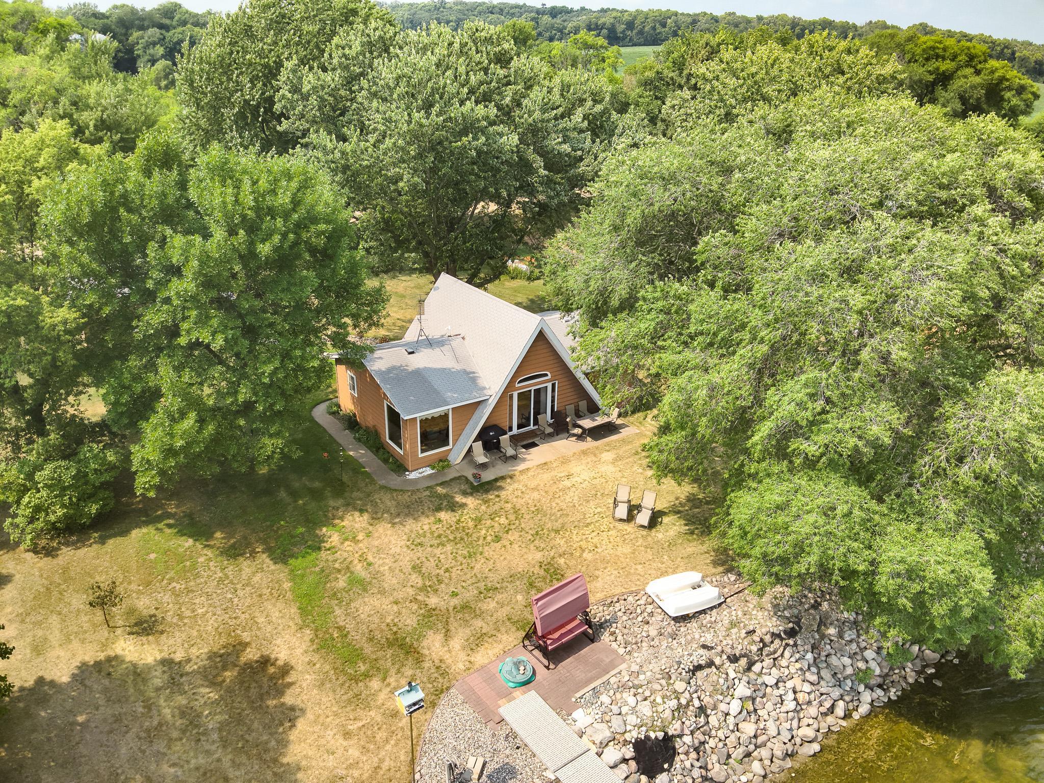 main property photo 50