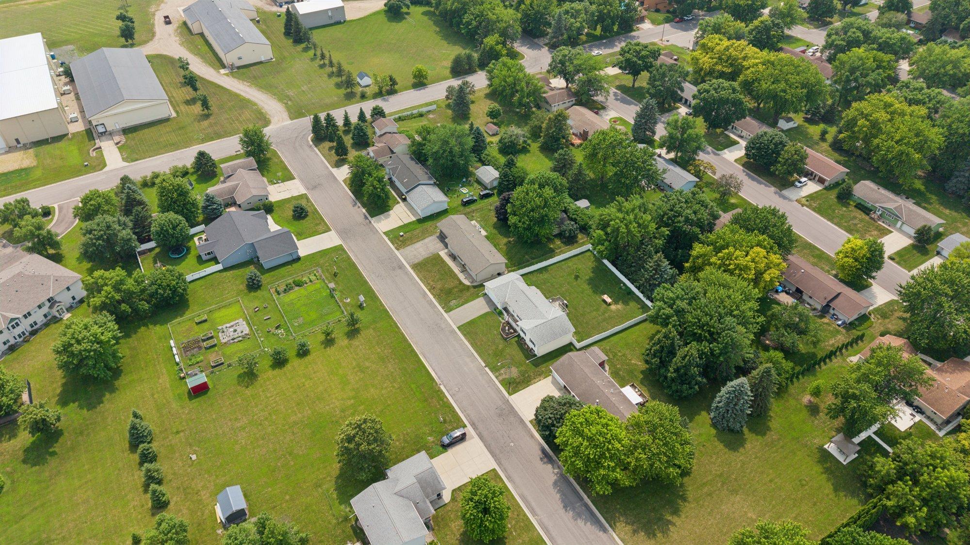 main property photo 47