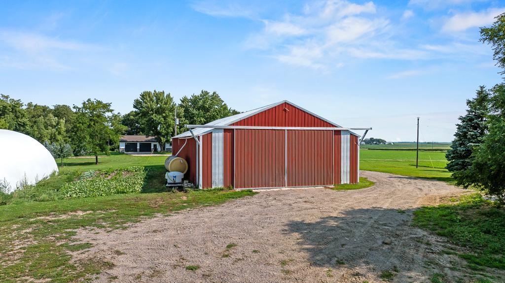 main property photo 61