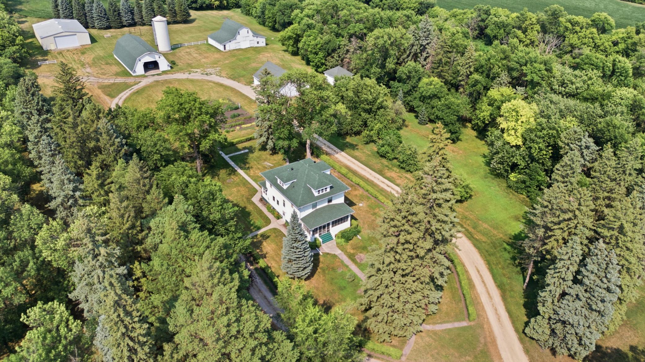 main property photo 31