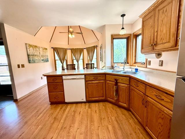 main property photo 9