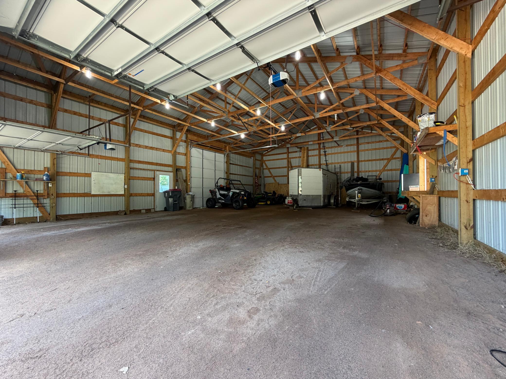 main property photo 39