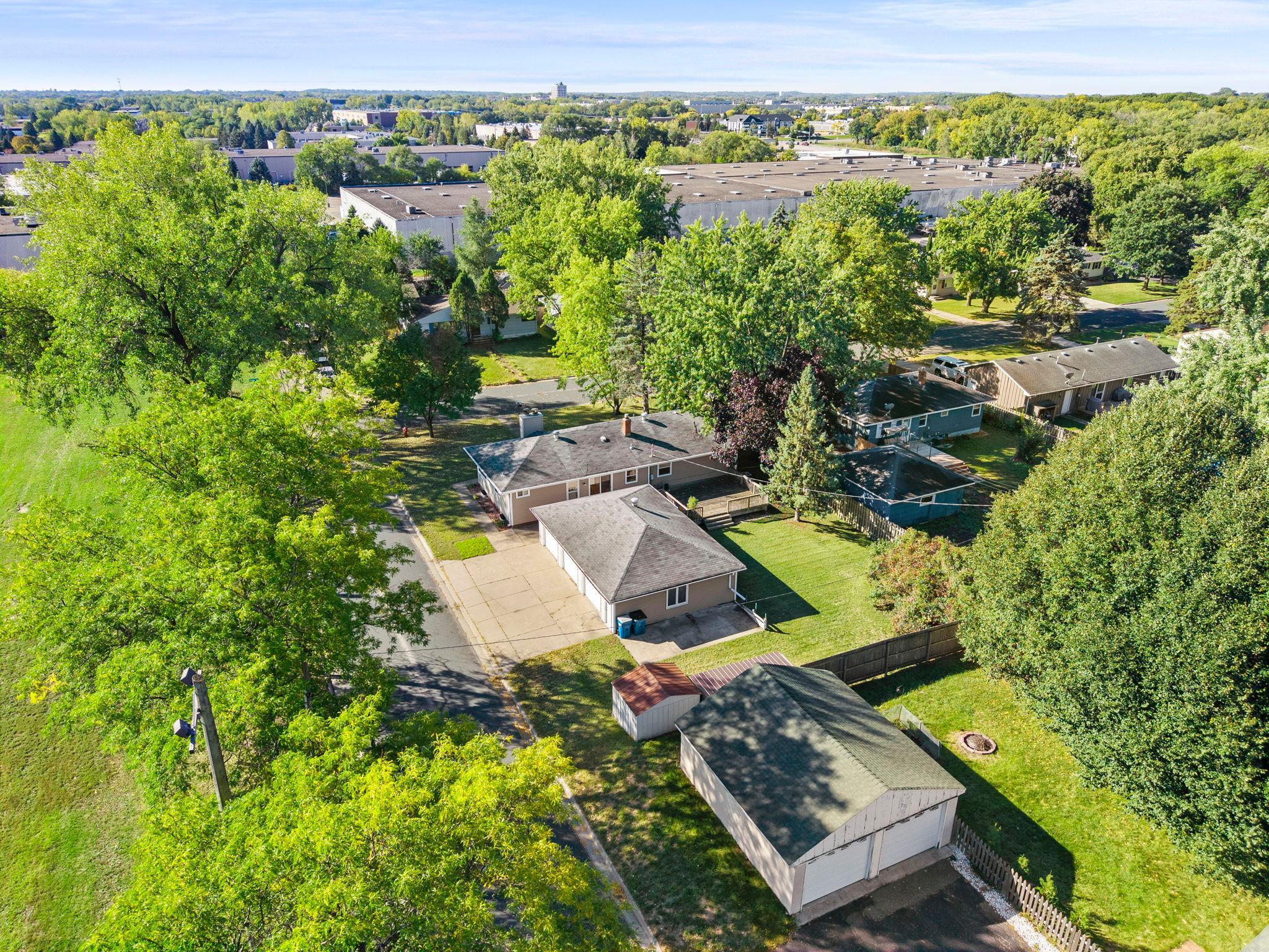 main property photo 16