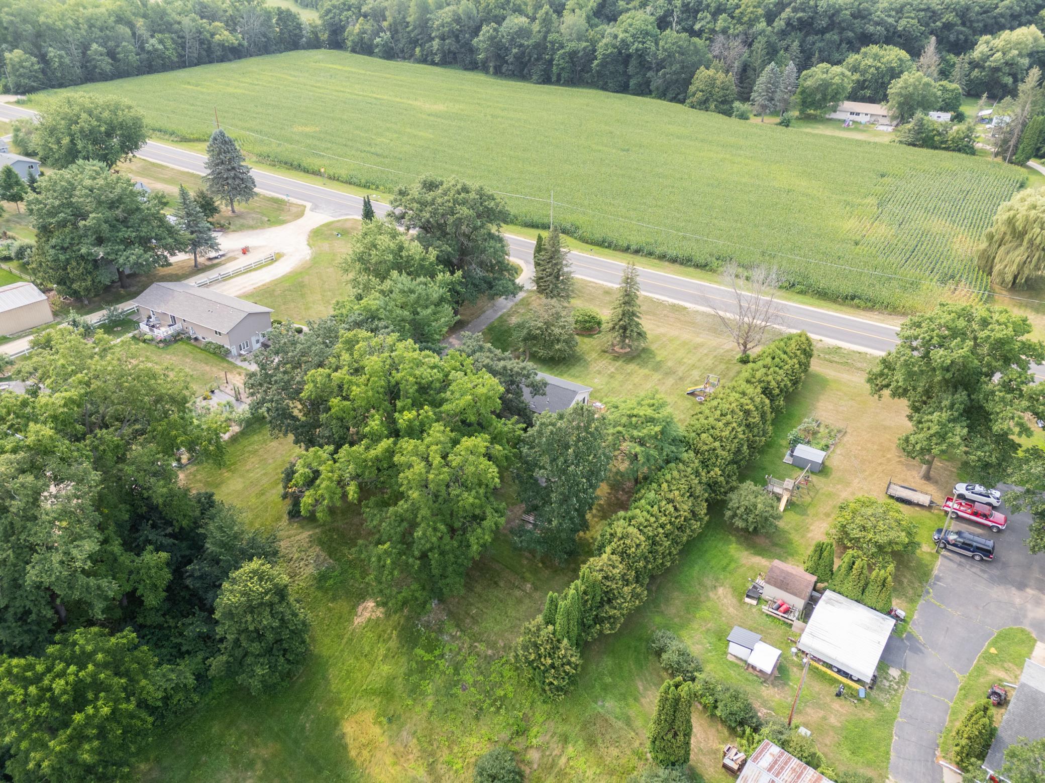 main property photo 8