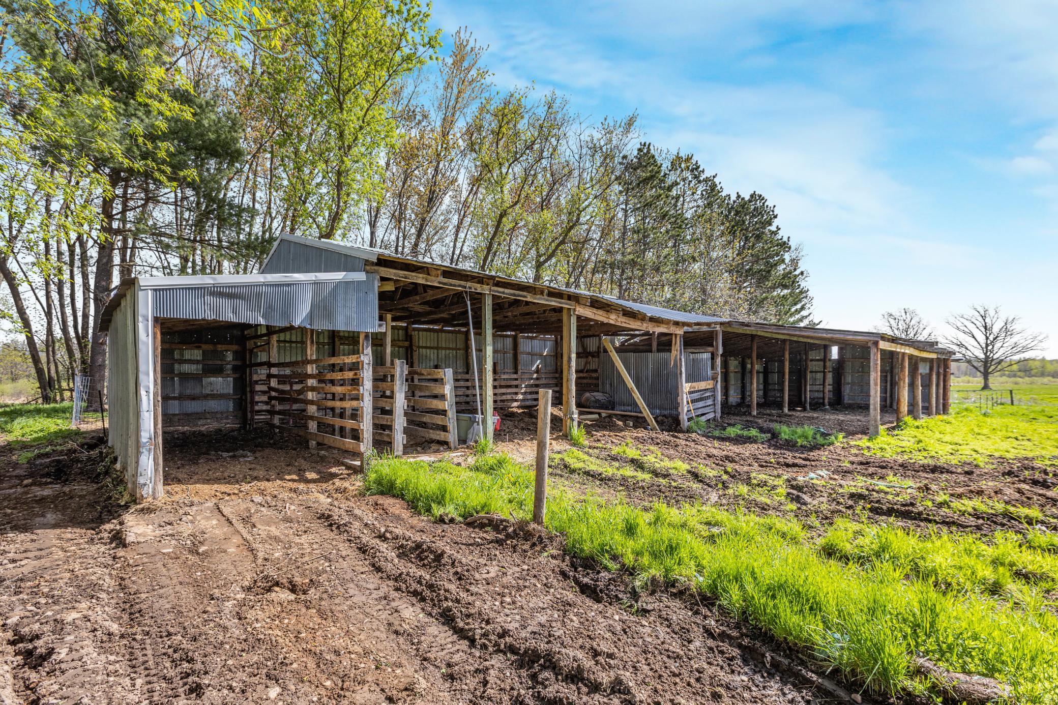 main property photo 43