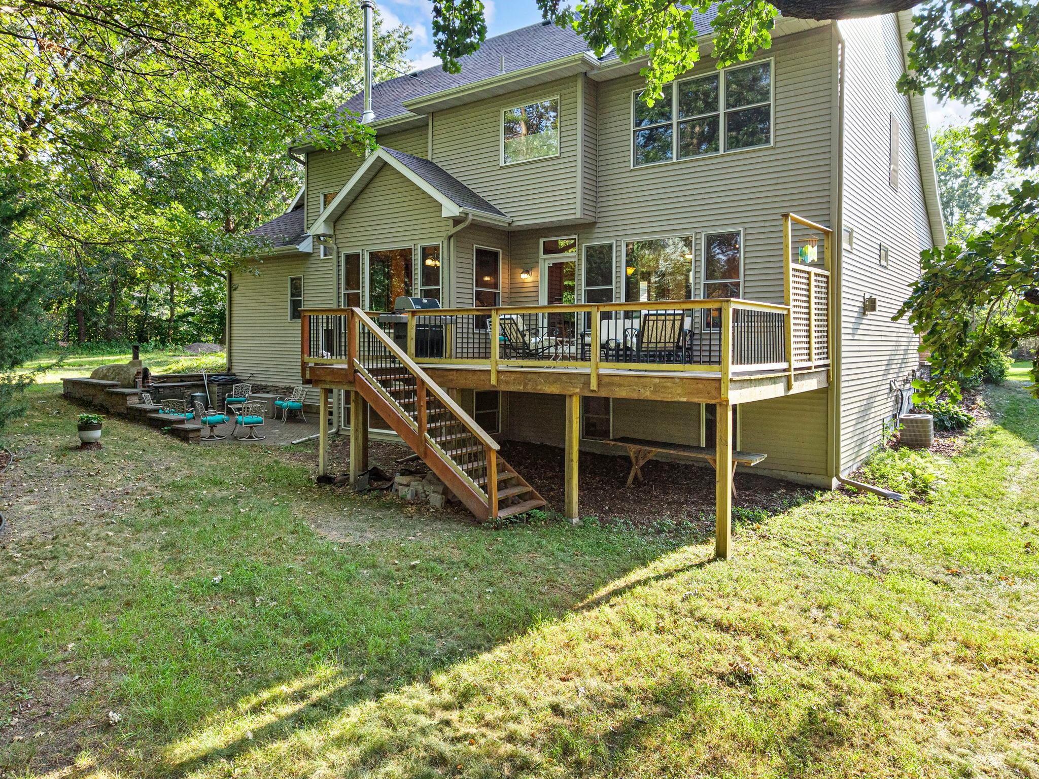 main property photo 7