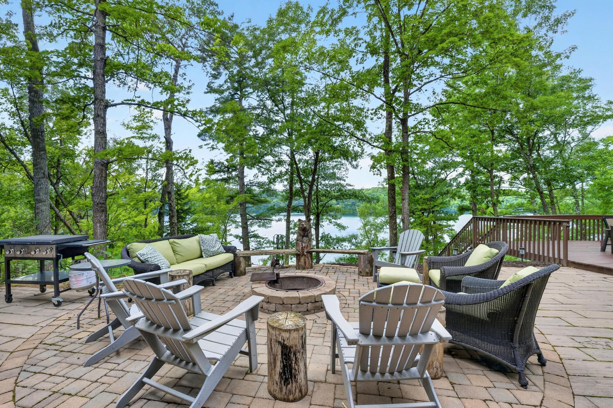 main property photo 9