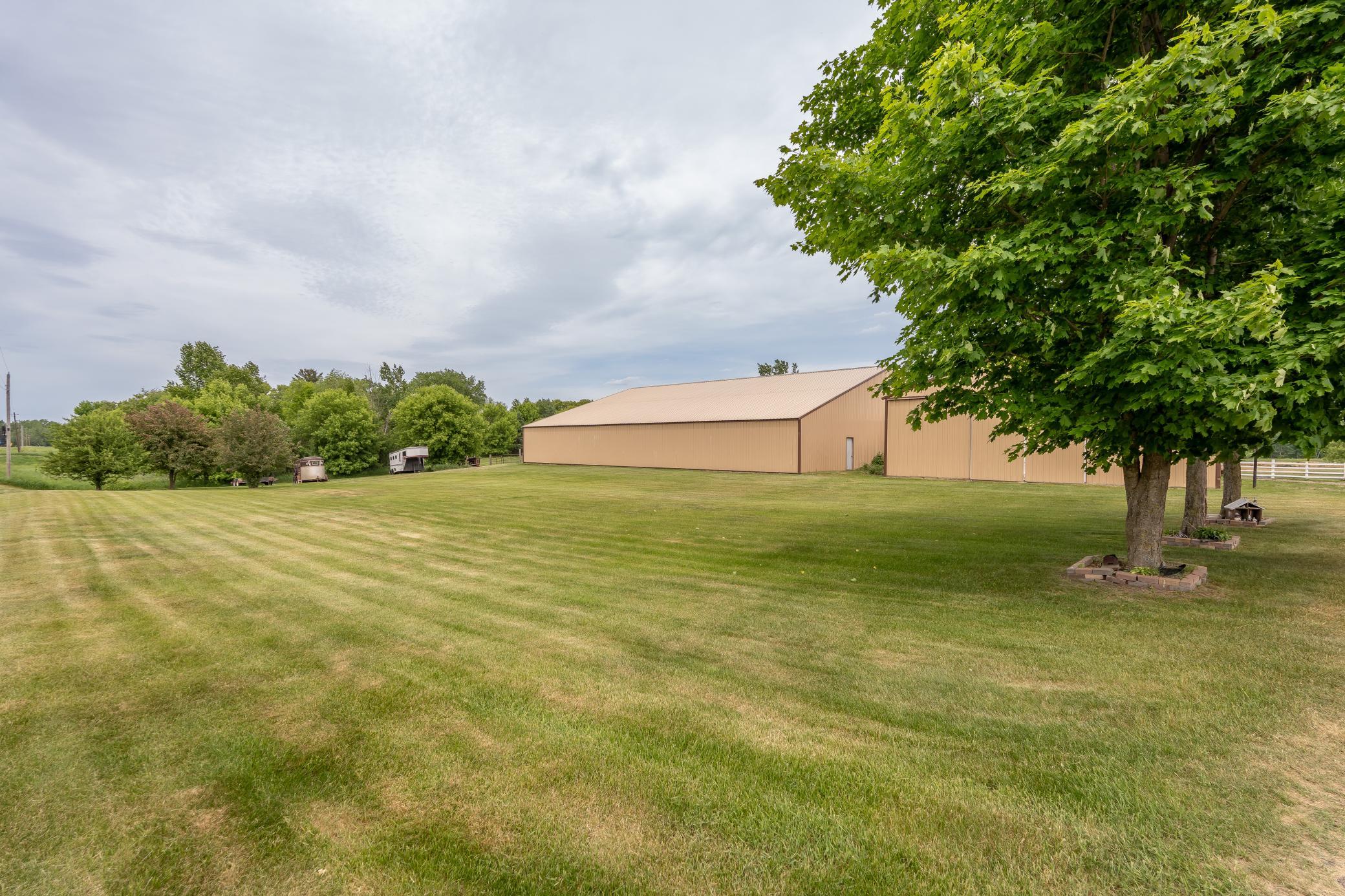 main property photo 25